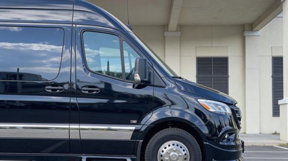 manchester 12 passenger sprinter van