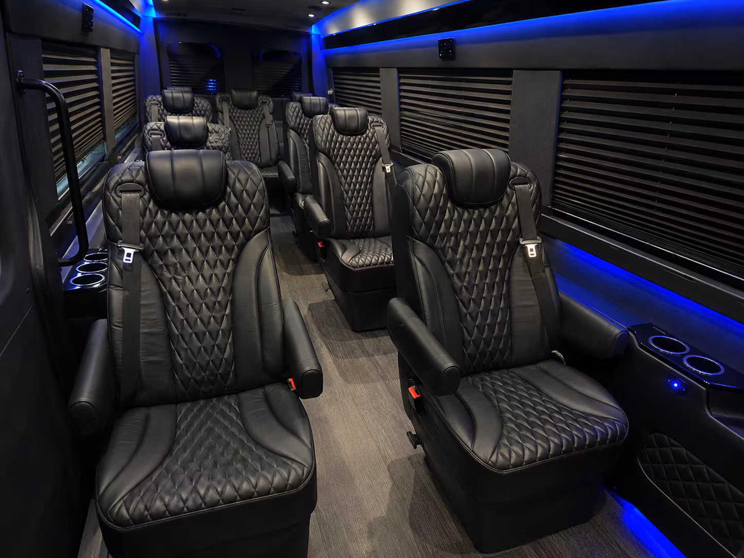 find the perfect transportation for your next airport transfer 1