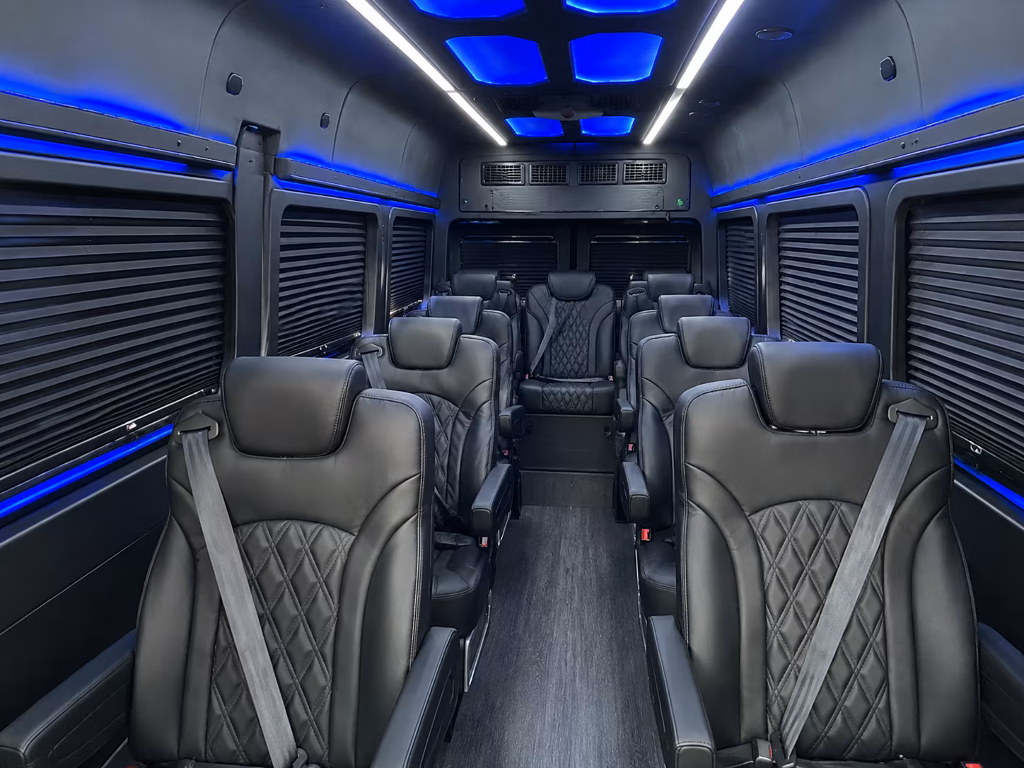 late night and red eye sprinter van airport transfers in manchester